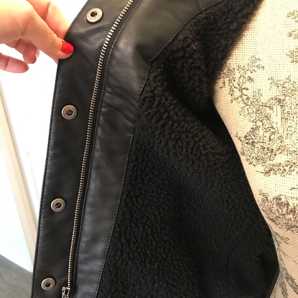 Levi’s shearling and faux leather jacket - Picture 5 of 16